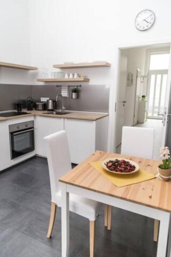 Hi-Bp Sunny Home Apartments In The Heart Of Budapeszt Zewnętrze zdjęcie